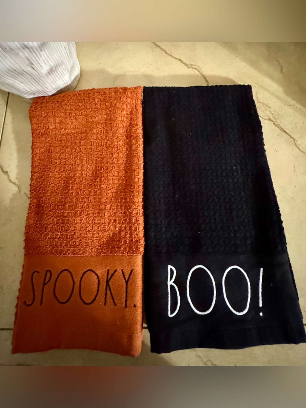 Rae Dunn  Spooky & Boo Cotton Hand Towels NWOT